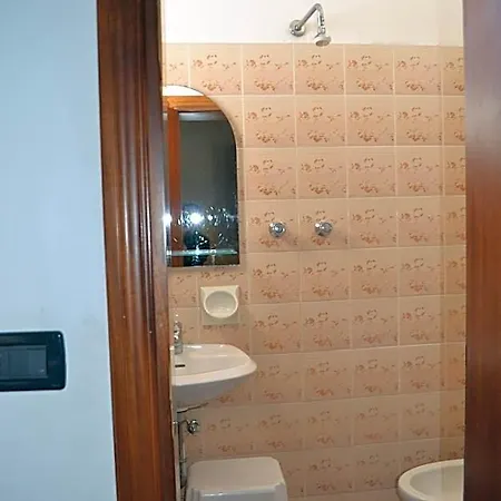 Szálloda Rosy 2*